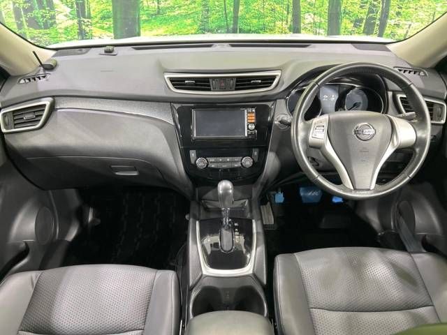 Nissan X-TRAIL 2014-07 195977-1