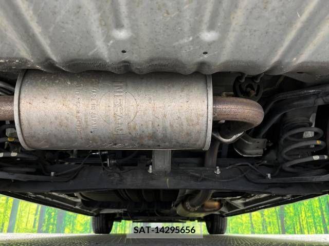 Nissan SERENA 2012-02 384944-19