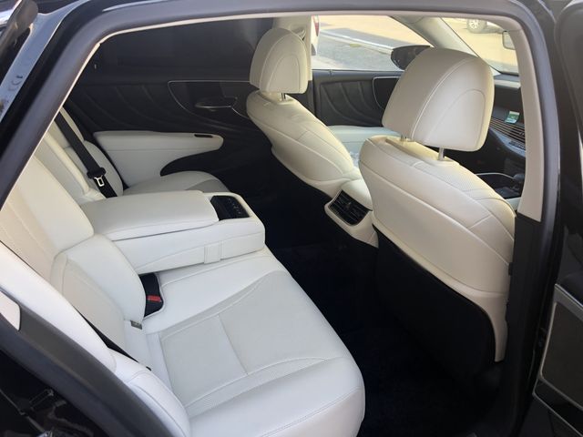 Lexus LS 2021-02 21045-14