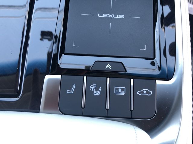 Lexus LS 2021-02 21045-10