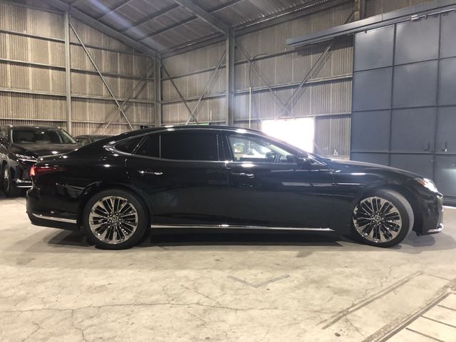 Lexus LS 2021-02 21045-19