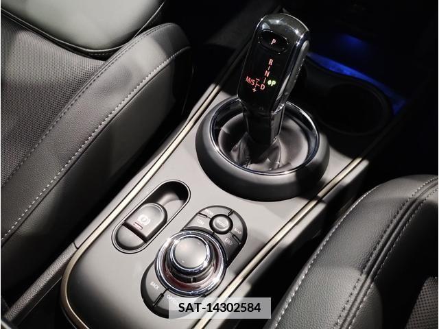 Bmw MINI 2021-11 378747-17