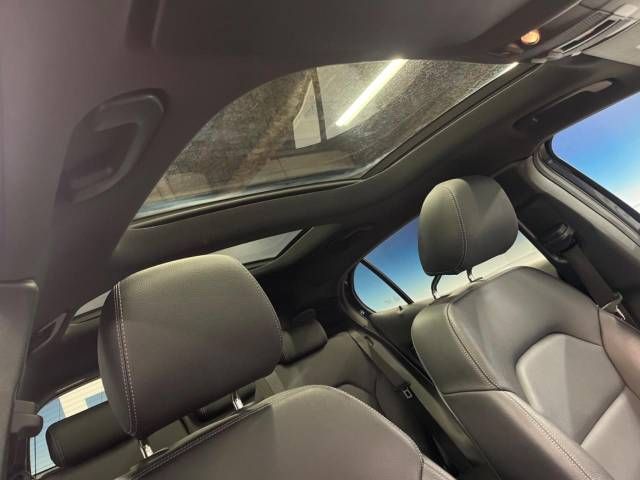 Mercedes Benz GLA-CLASS 2017-07 192934-3