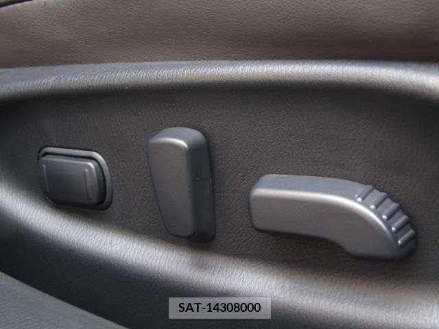 Nissan FUGA 2015-08 270721-15