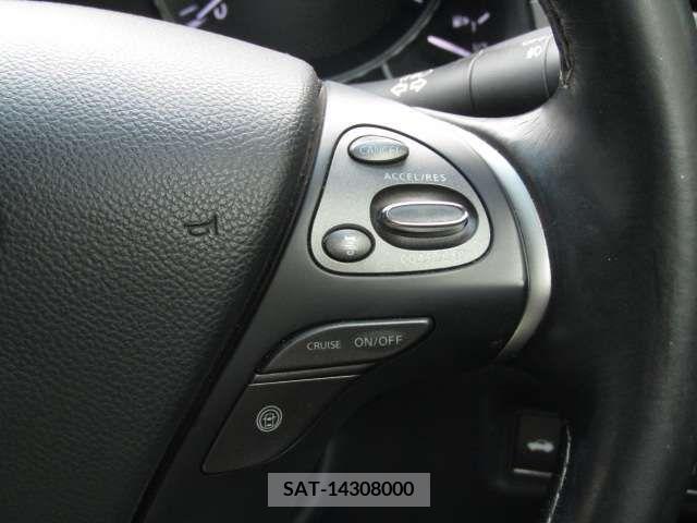 Nissan FUGA 2015-08 270721-12