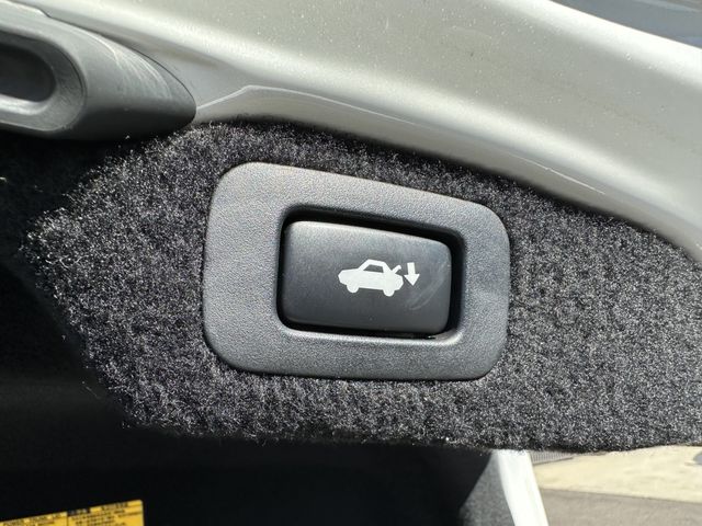 Lexus LS 2013-03 11664-18
