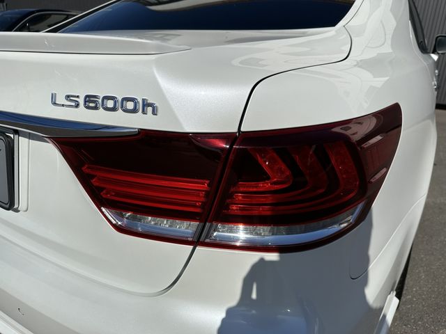 Lexus LS 2013-03 11664-24