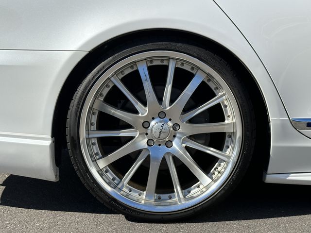 Lexus LS 2013-03 11664-28