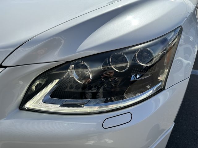 Lexus LS 2013-03 11664-23