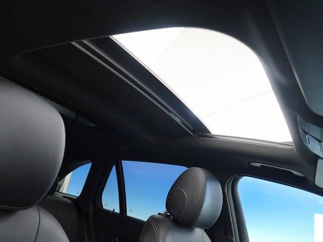 Mercedes Benz GLC-CLASS 2019-08 1896-3