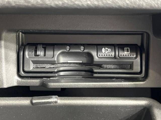 Nissan SERENA 2018-10 26809-7