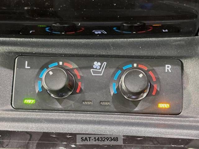 Toyota ALPHARD 2022-04 209045-8
