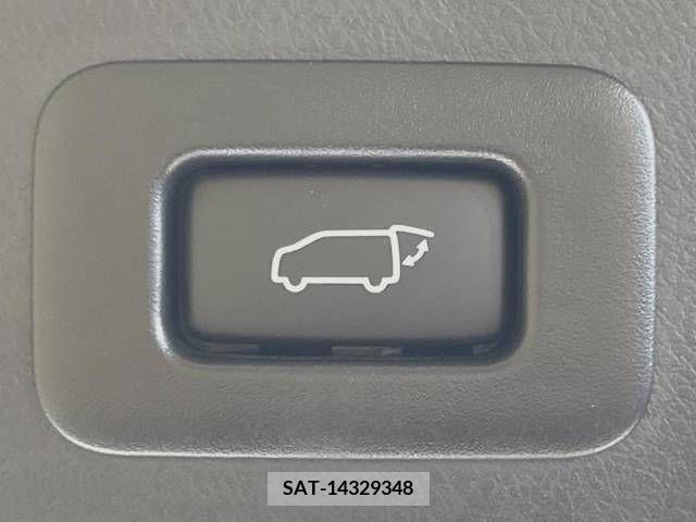 Toyota ALPHARD 2022-04 209045-5
