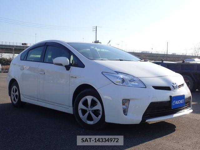 Toyota PRIUS 2016-02 213369-0
