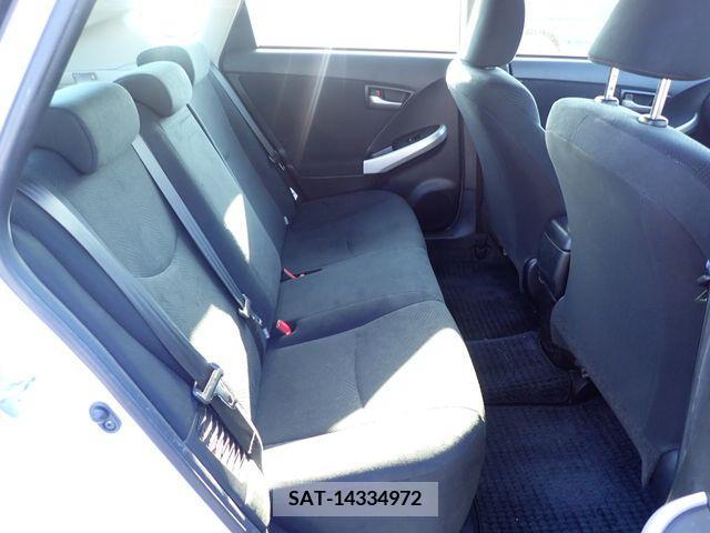 Toyota PRIUS 2016-02 213369-19