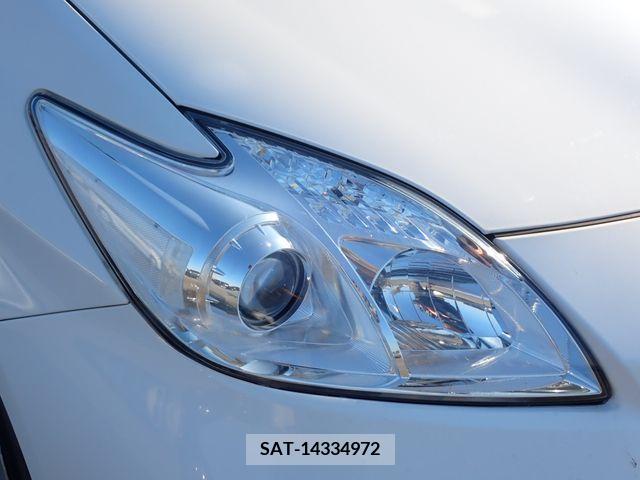 Toyota PRIUS 2016-02 213369-6