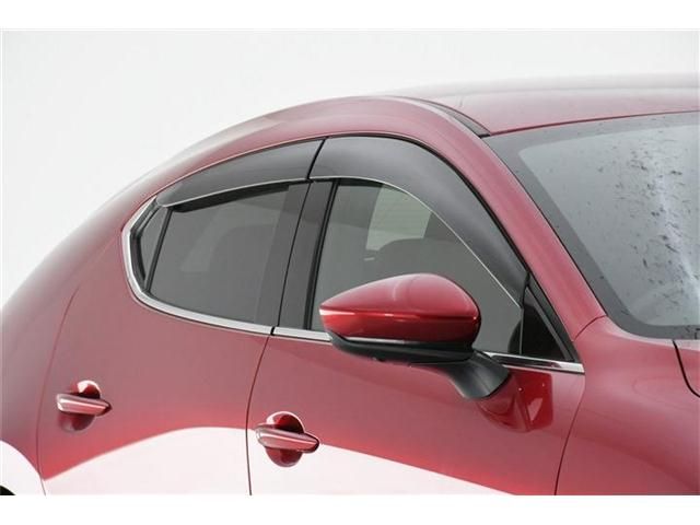 Mazda MAZDA3 2022-01 26433-3