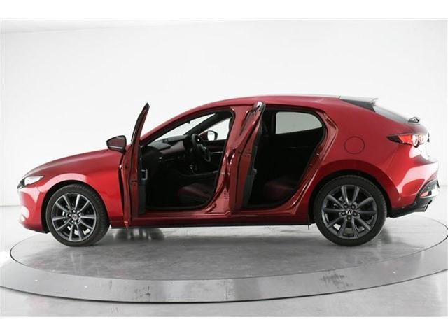Mazda MAZDA3 2022-01 26433-5
