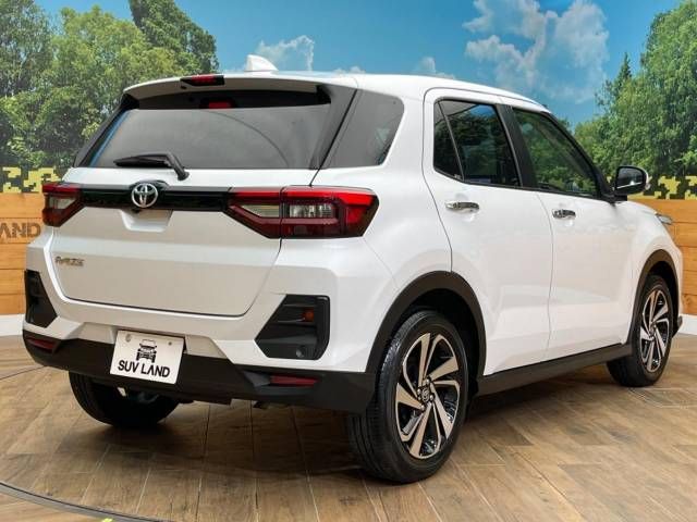 Toyota RAIZE 2022-03 28554-17