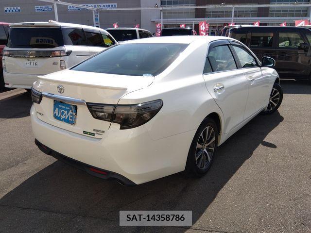 Toyota MARK X 2017-03 344891-1