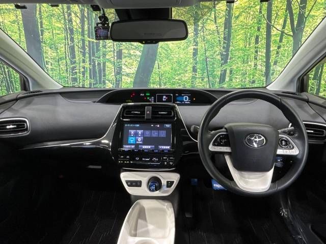 Toyota PRIUS 2016-03 191562-1