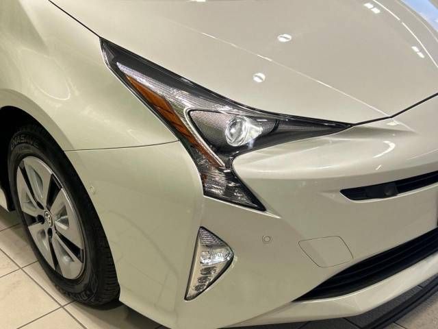 Toyota PRIUS 2016-03 191562-12