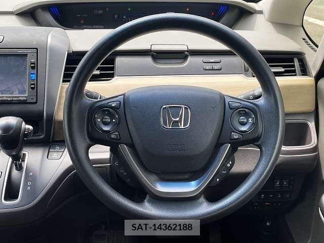Honda FREED 2016-12 381381-4