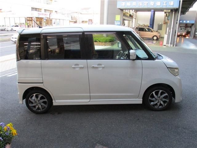Nissan ROOX 2011-01 1554-8