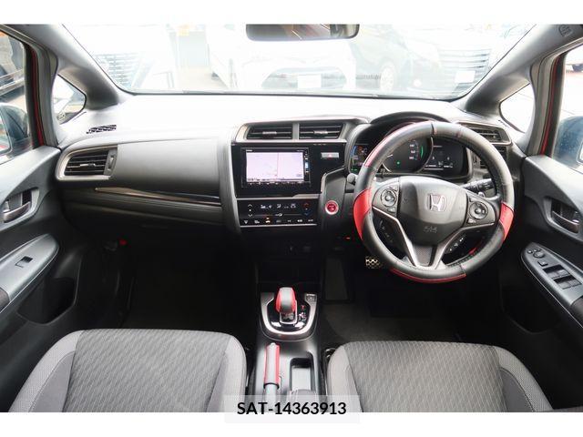Honda FIT HYBRID 2017-11 270893-5