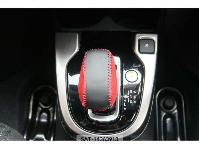 Honda FIT HYBRID 2017-11 270893-11