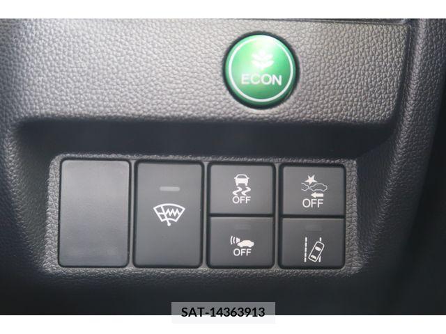 Honda FIT HYBRID 2017-11 270893-13