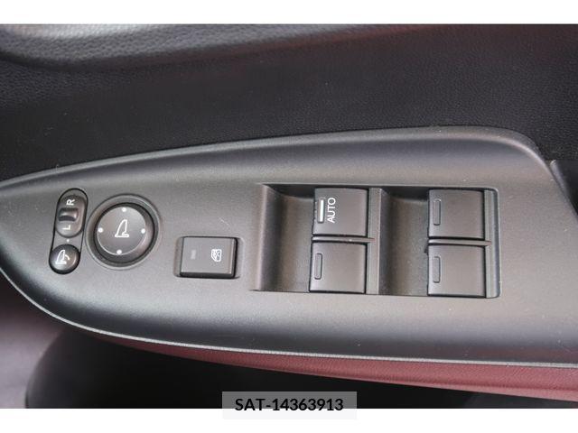 Honda FIT HYBRID 2017-11 270893-14
