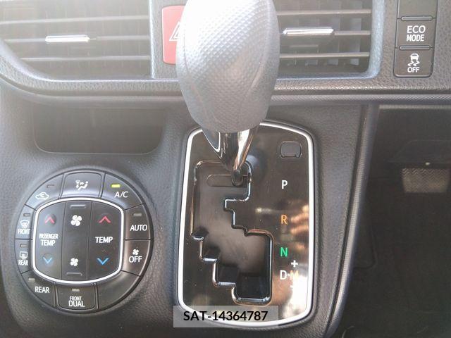 Toyota VOXY 2014-03 288888-9