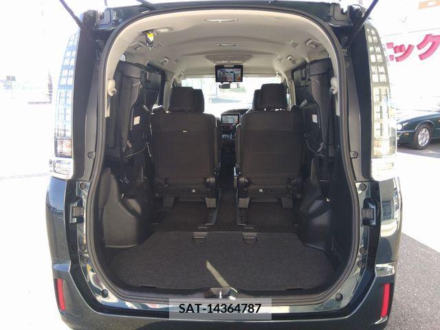 Toyota VOXY 2014-03 288888-20