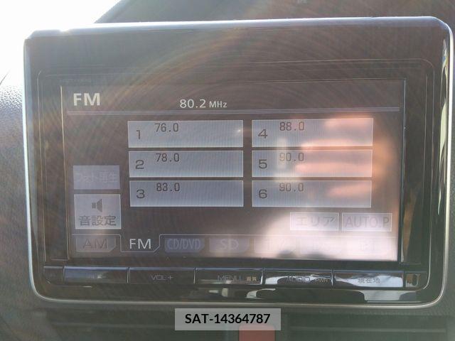Toyota VOXY 2014-03 288888-5