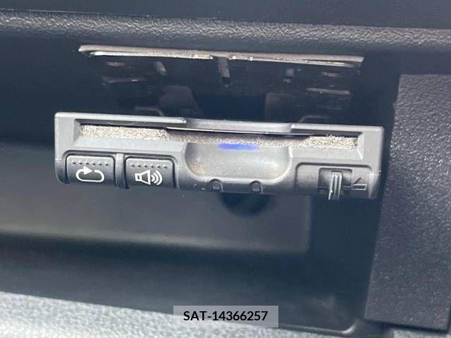 Nissan MARCH 2014-03 353073-3