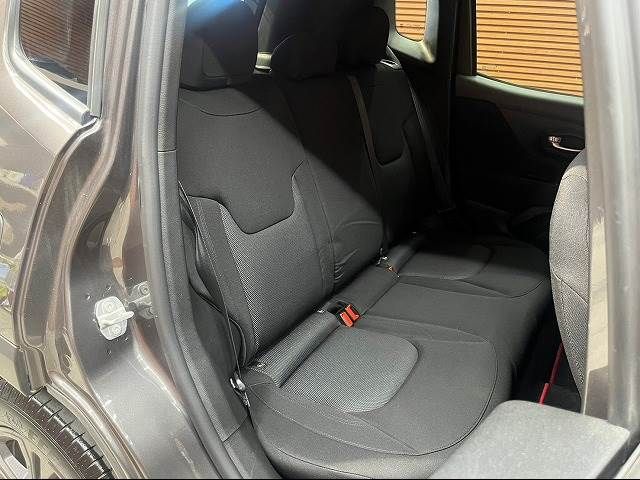 Jeep RENEGADE 2021-03 23557-8