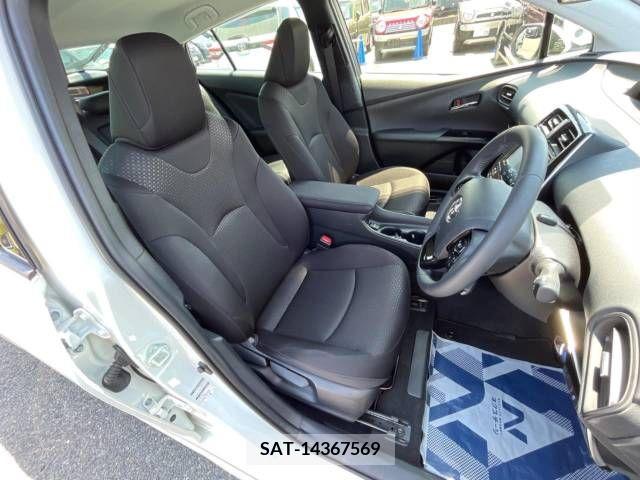 Toyota PRIUS 2019-10 386694-8