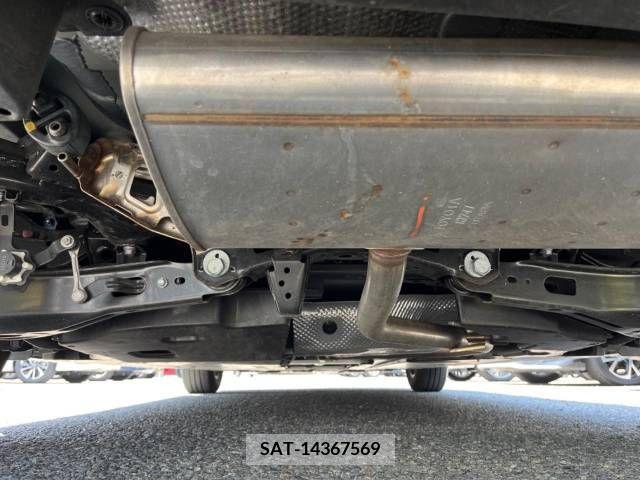 Toyota PRIUS 2019-10 386694-19