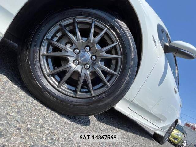 Toyota PRIUS 2019-10 386694-13