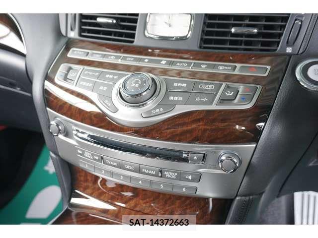 Nissan FUGA 2010-02 270716-12