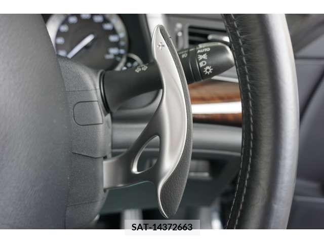 Nissan FUGA 2010-02 270716-10
