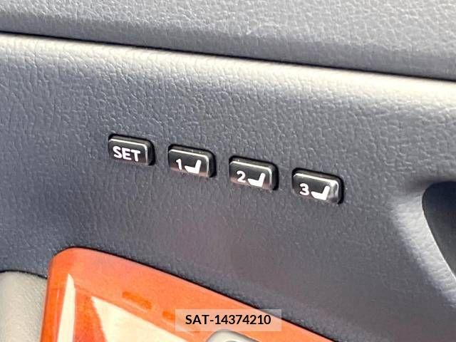 Lexus HS 2016-09 391834-5