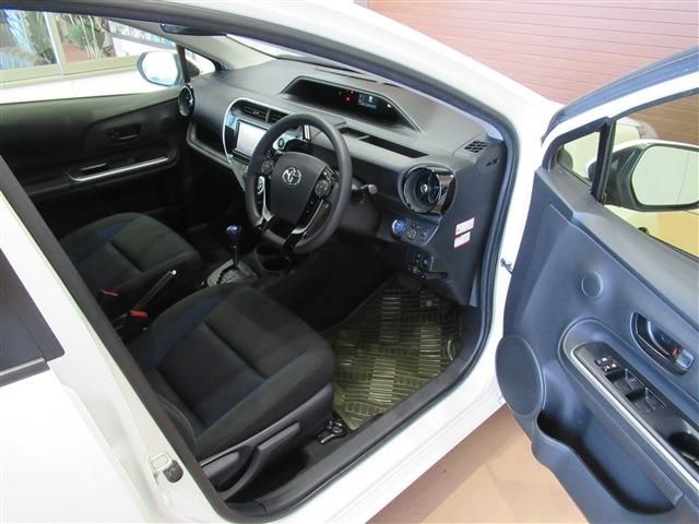 Toyota AQUA 2019-08 21618-13