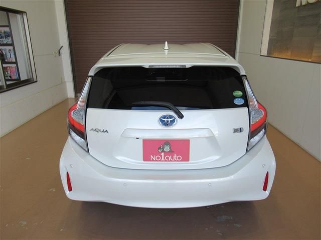 Toyota AQUA 2019-08 21618-6