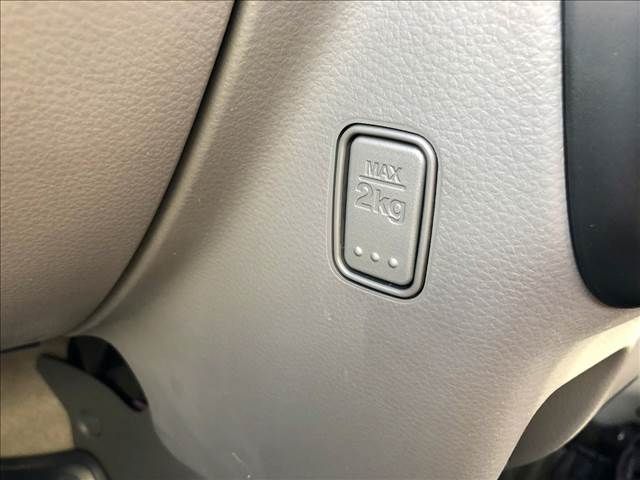 Mazda SCRUM VAN 2022-03 15004-20