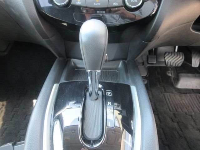 Nissan X-TRAIL 2016-11 2134-15
