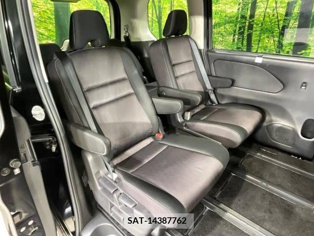 Nissan SERENA 2019-05 325033-9