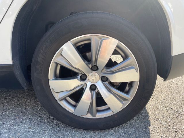 Peugeot 2008 2016-02 18452-18