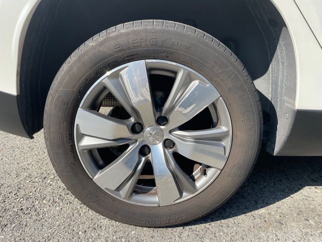 Peugeot 2008 2016-02 18452-16